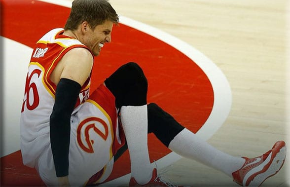 Hawks' Kyle Korver out for the playoffs with sprained ankle – The