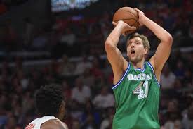 Nowitzki has an accurate shot.