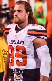 LB Paul Kruger cut by Browns.