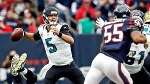 Bortles will try to move the offense forward. 