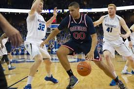 Gonzaga Bulldogs beating St. Mary's