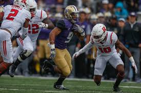 College Football Pick: Washington Huskies at Rutgers Scarlet Knights