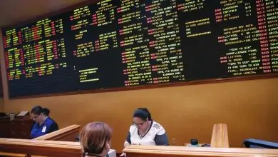 Illinois Meets on Allowing College Betting in State