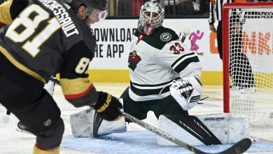 Wild at Golden Knights game 2