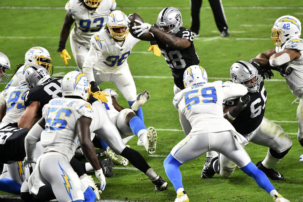 Las Vegas Raiders at Los Angeles Chargers Betting Preview