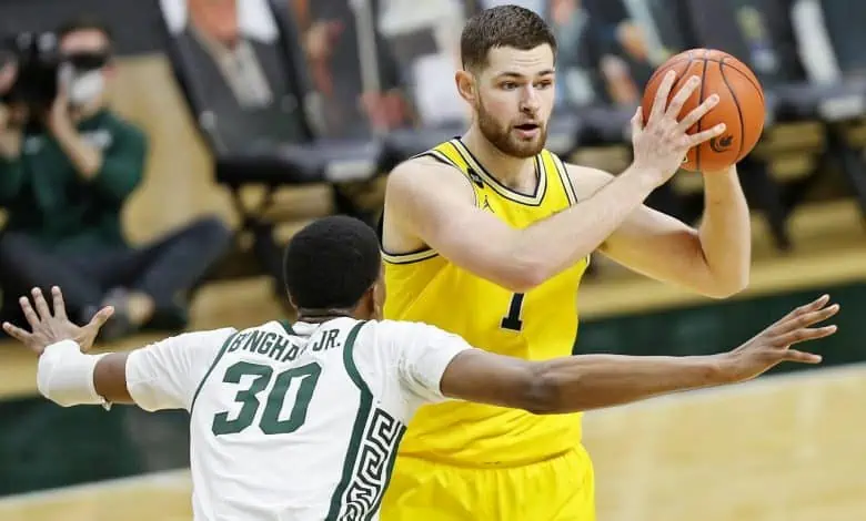 March 1st Michigan State at Michigan betting