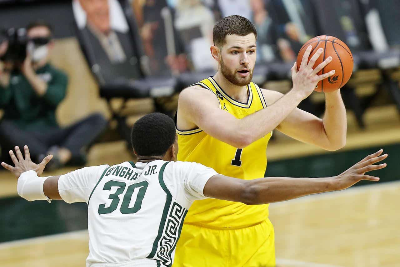 March 1st Michigan State at Michigan betting