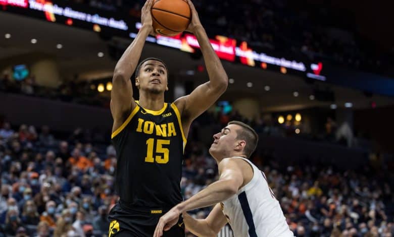 Iowa Hawkeyes at Illinois Fighting Illini Betting Preview