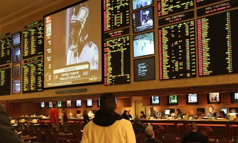 Michigan and Indiana's Sports Betting Handles Decline in April After a Strong March