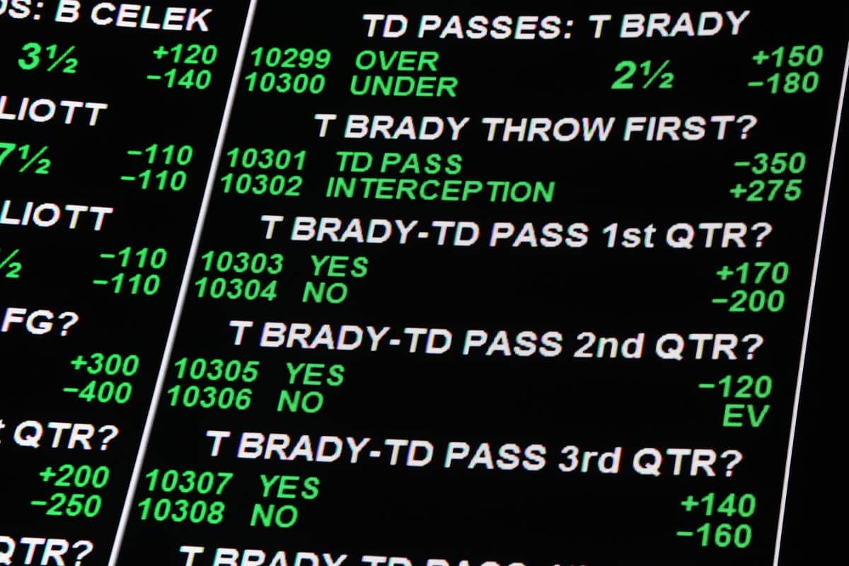 Illinois Sports Betting Handle Reaches Approximately $840 Million for April, Bringing the Overall Handle to the Top Three since Launch