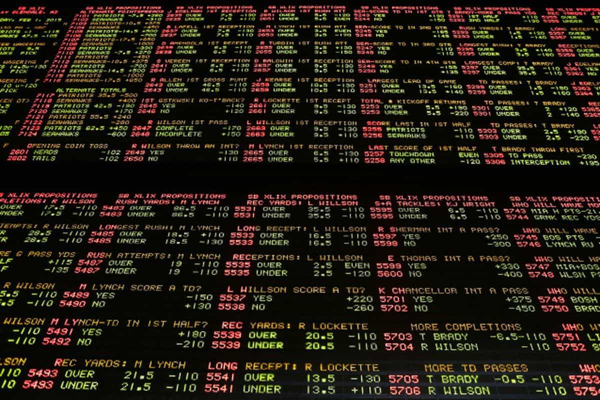 Michigan’s Sports Betting Handle Drops Once Again in May but Revenue is Still Holding on Strong
