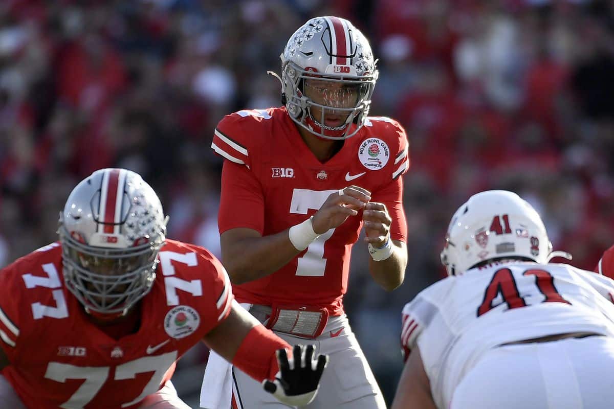 Wisconsin Badgers at #3 Ohio State Buckeyes Betting Preview