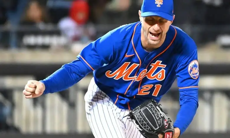 Padres at Mets game 1