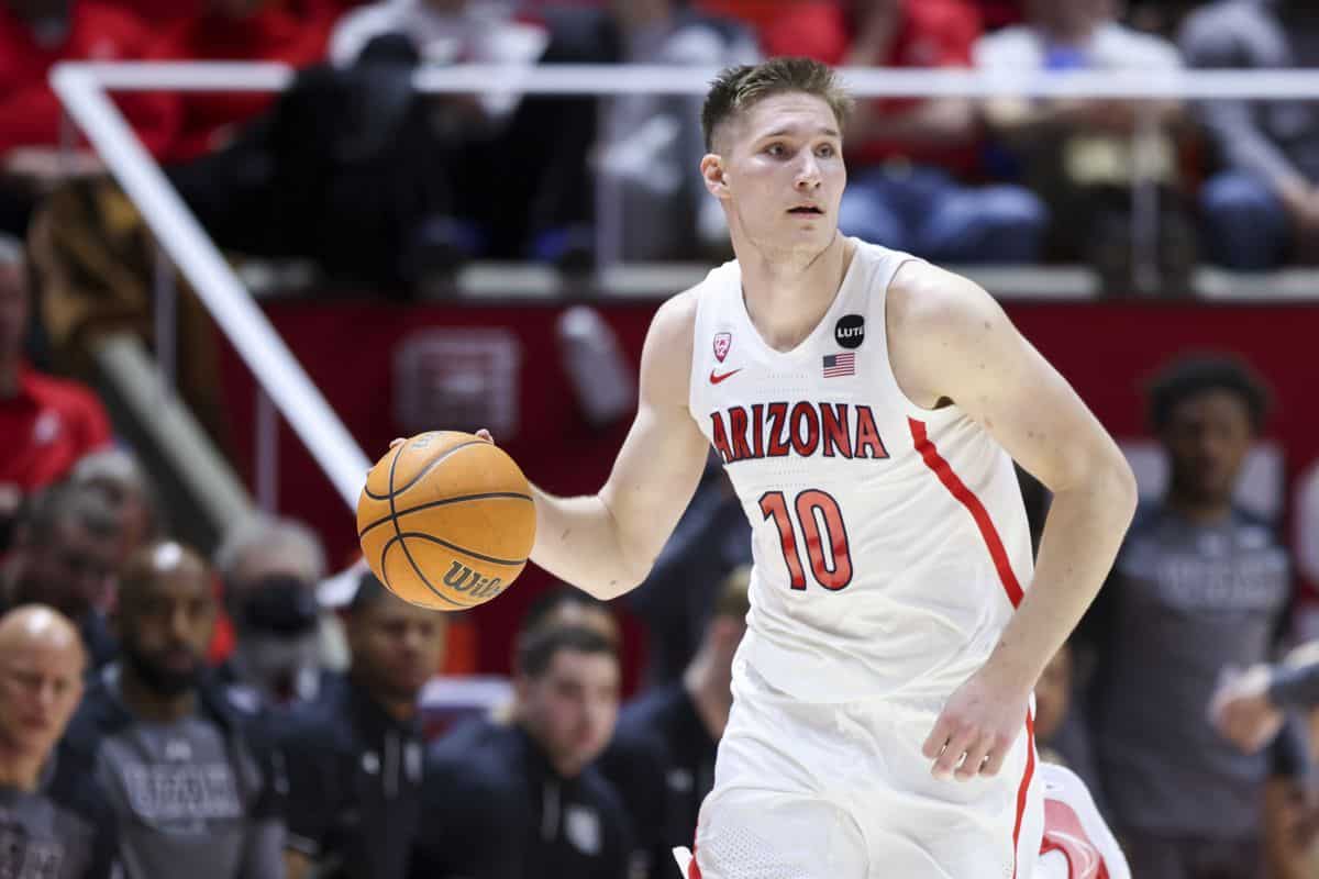 Cincinnati Bearcats at #14 Arizona Wildcats Betting Preview