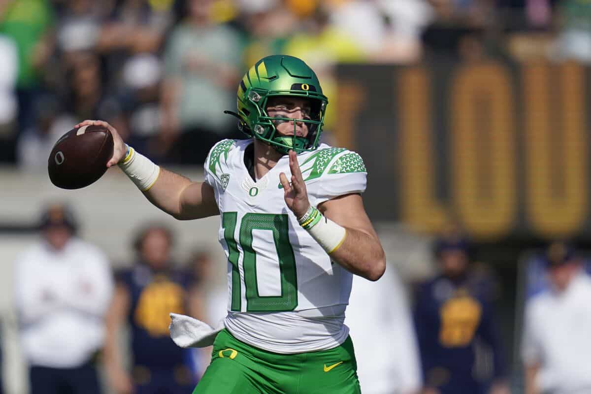 Oregon Ducks vs. North Carolina Tar Heels Holiday Bowl Betting Preview