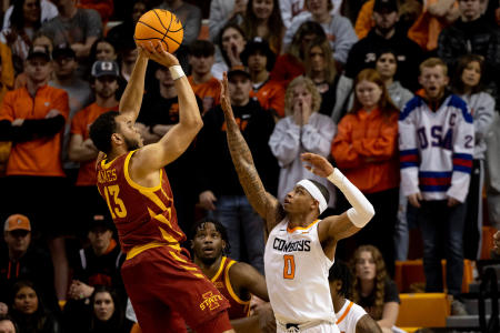 Oklahoma State at Iowa State betting