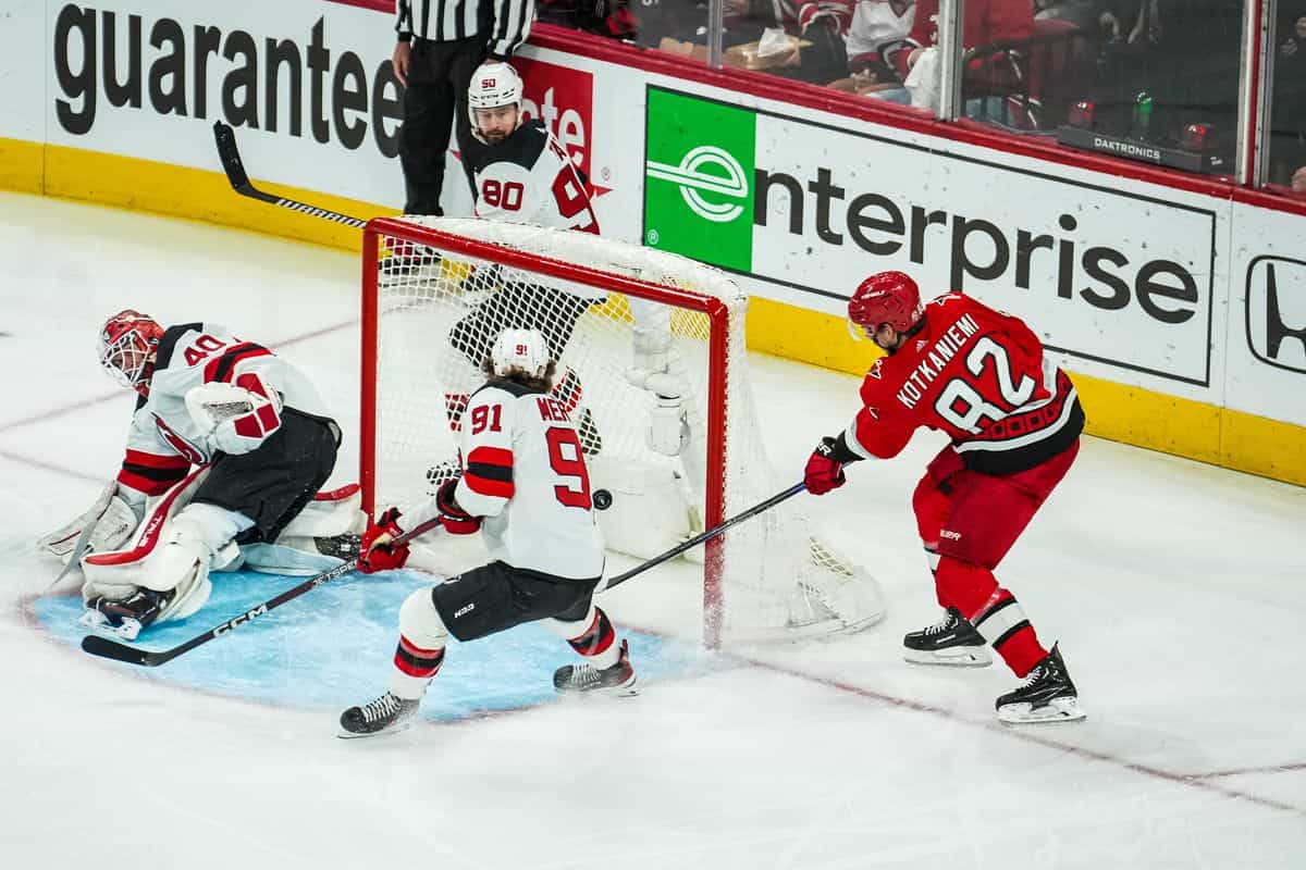 New Jersey Devils vs. Carolina Hurricanes Eastern Conference Semifinals Game Two Betting Preview