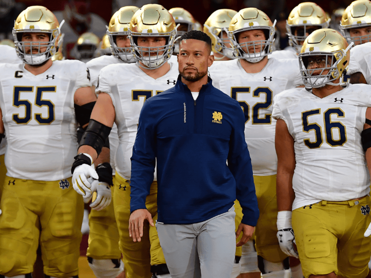 Navy Midshipmen vs. Notre Dame Fighting Irish Prediction