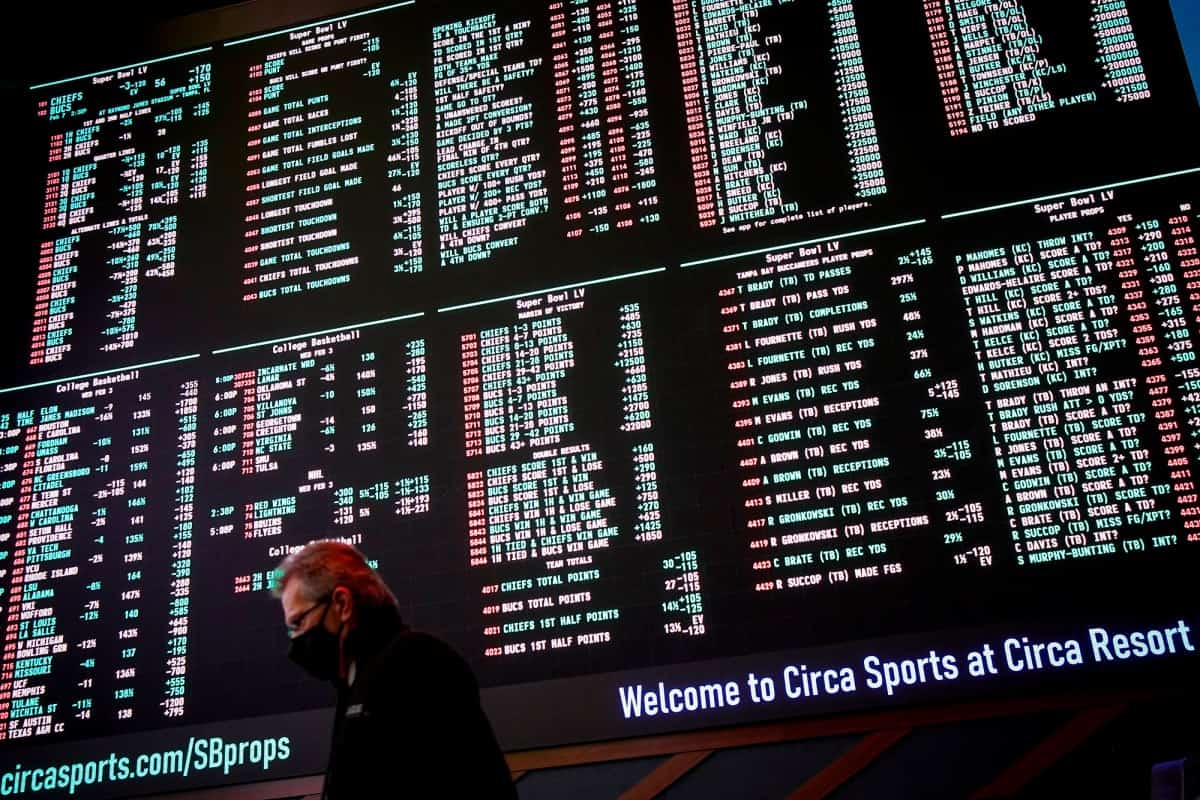 Barstool Sportsbook Struggling; Fanatics Making Moves