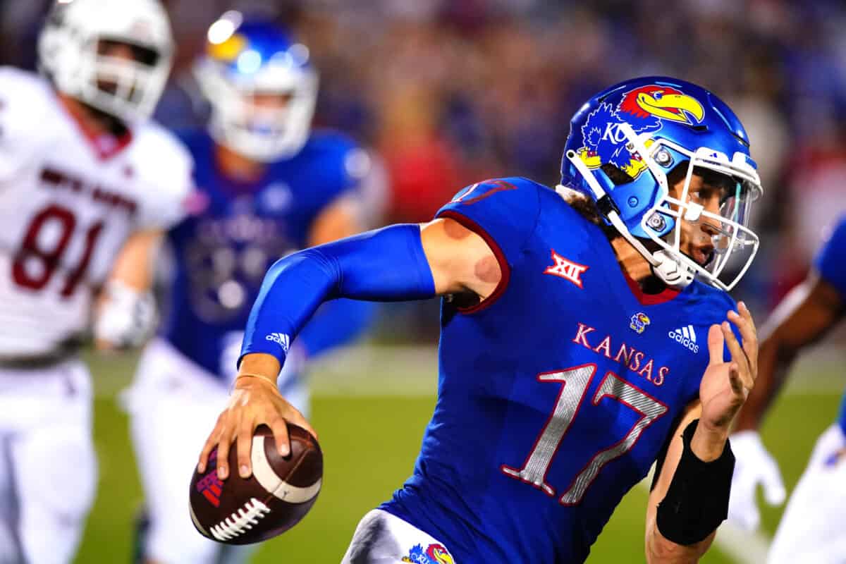 Illinois Fighting Illini vs. Kansas Jayhawks Betting Preview