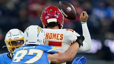Week 7 Chargers at Chiefs betting
