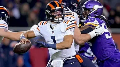 week 6 Vikings at Bears