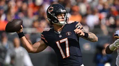 week 7 Raiders at Bears betting